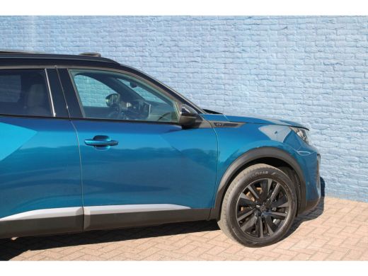 Peugeot 2008 1.2 Hybrid 136 GT | Automaat | Navigatie | Camera | Panorama/schuifdak | Mild Hybrid | Nieuw model | ActivLease financial lease