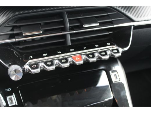 Peugeot 208 1.2 PureTech Allure Pack | Achterbank in delen neerklapbaar | Achteruitrijcamera | Airco (automat... ActivLease financial lease