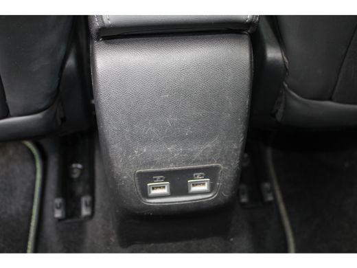 Peugeot 208 1.2 PureTech GT Pack | Achterbank in delen neerklapbaar | Achteruitrijcamera | Airco (automatisch) ActivLease financial lease