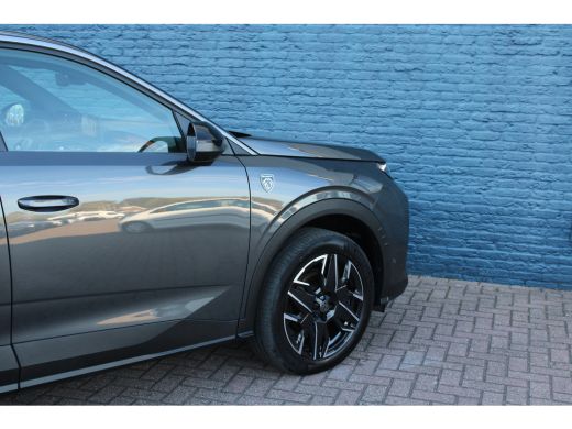 Peugeot 3008 1.2 Hybrid 136 GT | Achterbank in delen neerklapbaar | Achteruitrijcamera | Afwijkende dakkleur ActivLease financial lease