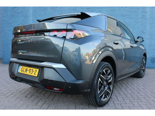 Peugeot 3008 1.2 Hybrid 136 GT | Achterbank in delen neerklapbaar | Achteruitrijcamera | Afwijkende dakkleur ActivLease financial lease