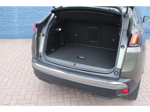 Peugeot 3008 1.2 PureTech Allure ActivLease financial lease