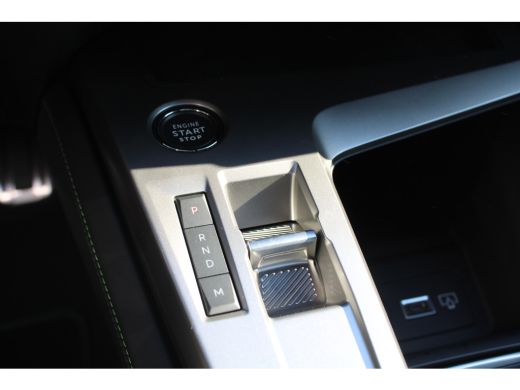 Peugeot 308 1.2 Hybrid 145 e-DCS6 GT ActivLease financial lease