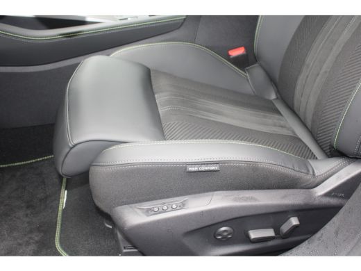 Peugeot 308 SW 1.2 Hybrid 136 e-DCS6 GT | Achterbank in 3 delen neerklapbaar met skiluik | Achteruitrijcamera... ActivLease financial lease