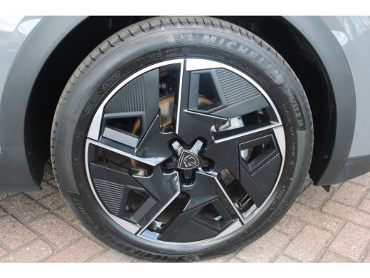 Peugeot 408 1.2 Hybrid 136 e-DCS6 GT | Achterbank in delen neerklapbaar | Achteruitrijcamera | Alarm klasse 1... ActivLease financial lease