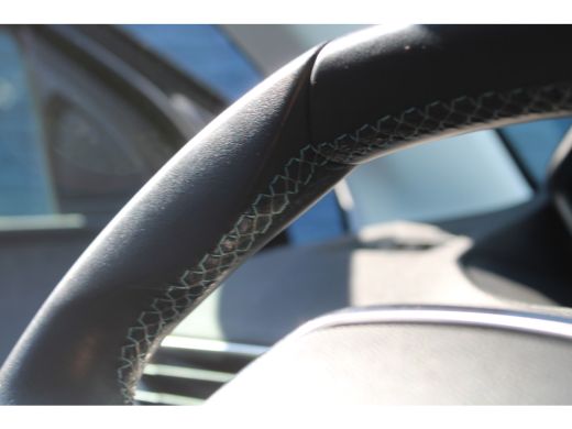 Peugeot 5008 1.2 PureTech Crossway Avantage | 2 stoelen op derde rij | Achterbank in delen neerklapbaar | Airc... ActivLease financial lease