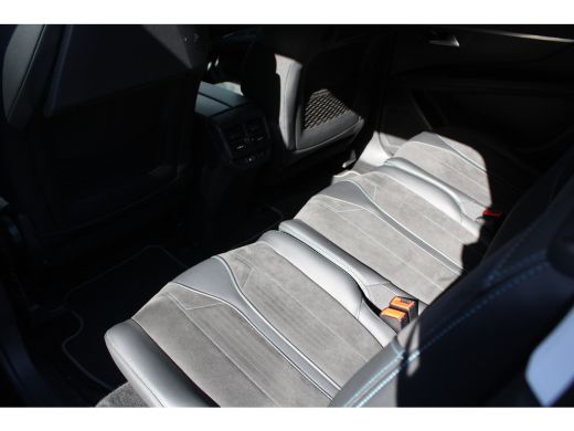 Peugeot 5008 1.2 PureTech Crossway Avantage | 2 stoelen op derde rij | Achterbank in delen neerklapbaar | Airc... ActivLease financial lease