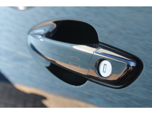 Peugeot 5008 1.2 PureTech GT-Line Avantage | Automaat | Navigatie | Camera | Panorama/schuifdak | Lederen bekl... ActivLease financial lease