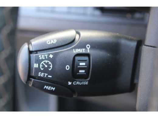 Peugeot 5008 1.2 PureTech GT-Line Avantage | Automaat | Navigatie | Camera | Panorama/schuifdak | Lederen bekl... ActivLease financial lease