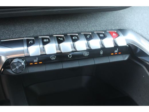 Peugeot 5008 1.2 PureTech GT-Line Avantage | Automaat | Navigatie | Camera | Panorama/schuifdak | Lederen bekl... ActivLease financial lease