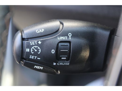Peugeot 5008 1.2 PureTech GT-Line Avantage ActivLease financial lease