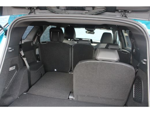 Peugeot 5008 Allure - Hybrid | 18" lichtmetalen velgen 'BASEL' | 360 Vision & Drive Assist pack | 3de rij: nee... ActivLease financial lease