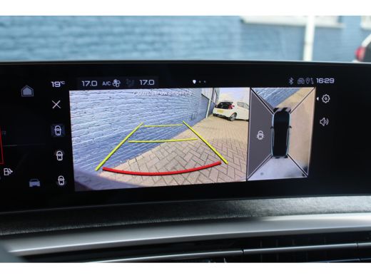 Peugeot 5008 Allure - Hybrid | 18" lichtmetalen velgen 'BASEL' | 360 Vision & Drive Assist pack | 3de rij: nee... ActivLease financial lease