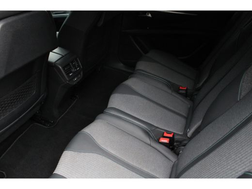 Peugeot 5008 SUV 1.2 PureTech 130pk EAT8 Allure Pack Business 7p | 2 stoelen op derde rij | Achterbank in dele... ActivLease financial lease