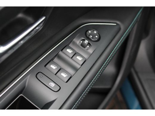 Peugeot 5008 SUV 1.2 PureTech 130pk EAT8 Allure Pack Business 7p | 2 stoelen op derde rij | Achterbank in dele... ActivLease financial lease