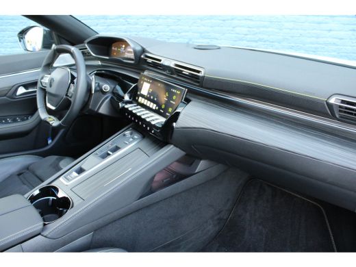 Peugeot 508 SW 1.6 HYbrid PSE 360 | Achterbank in delen neerklapbaar | Achterbank met armsteun en skiluik | A... ActivLease financial lease