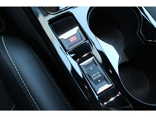Peugeot e-2008 EV GT 54 kWh | Navigatie | Camera | Massage | Stoelverwarming | Fase 3 | Nieuw model | ActivLease financial lease