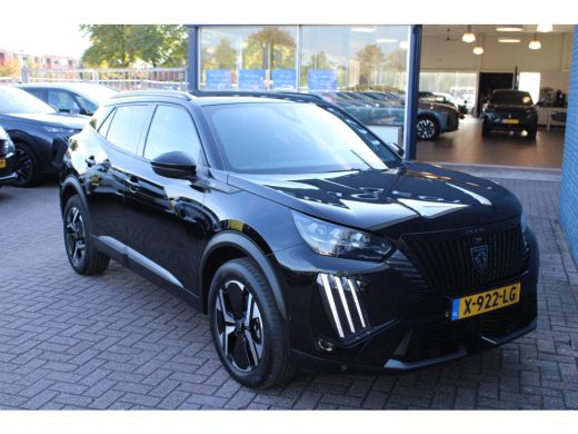 Peugeot e-2008 EV GT 54 kWh | Navigatie | Camera | Massage | Stoelverwarming | Fase 3 | Nieuw model | ActivLease financial lease