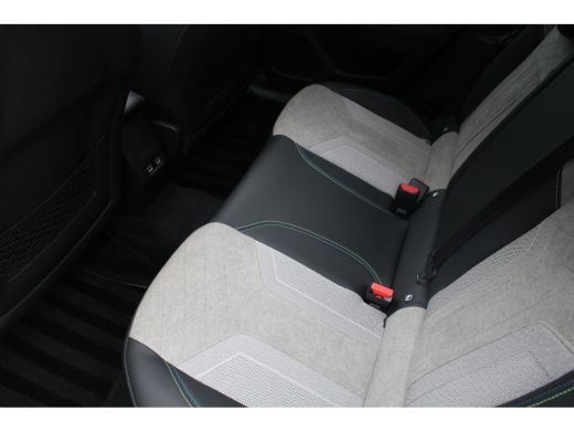 Peugeot e-2008 EV GT Pack 50 kWh ActivLease financial lease