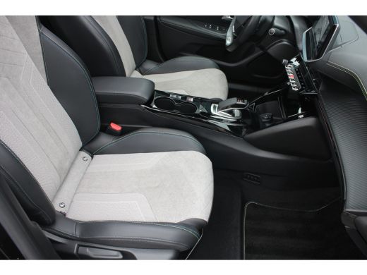 Peugeot e-2008 EV GT Pack 50 kWh ActivLease financial lease