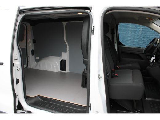 Peugeot Expert 2.0 BlueHDi 145pk L2 | 2 zitplaatsen rechtsvoor | Airbag bestuurder | Airbag(s) hoofd voor ActivLease financial lease