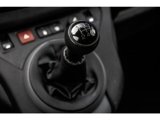 Peugeot Partner 120 BlueHDi | L1H1 | Airco | Euro 6 | Imperiaal ActivLease financial lease
