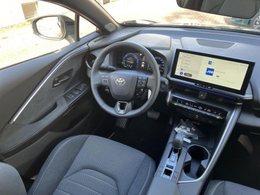 Toyota C-HR 2.0 Plug-in Hybrid 220 Executive ActivLease financial lease