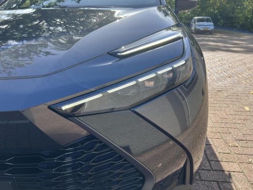 Toyota C-HR 2.0 Plug-in Hybrid 220 Executive ActivLease financial lease