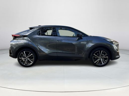 Toyota C-HR 2.0 Plug-in Hybrid 220 Executive ActivLease financial lease