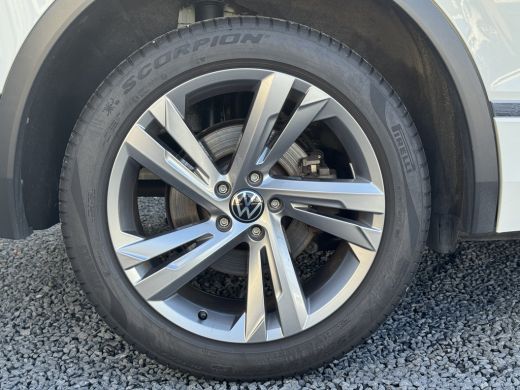 Volkswagen Tiguan 1.4 R-Line Business eHybrid 245PK | Memory Seats | Lederen Bekleding | Stuur & Stoelen Verwarmd |... ActivLease financial lease