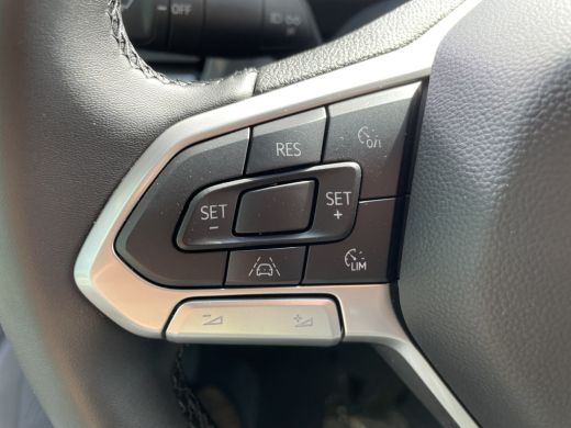 Volkswagen Transporter 2.0 TDI L1H1 28 Life 150PK handgeschakeld ActivLease financial lease