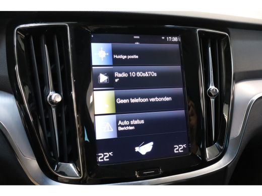 Volvo  V60 B3 163PK Momentum Advantage | Adap Cruise | Blis | Camera | Park Assist | Carplay&Android auto ActivLease financial lease