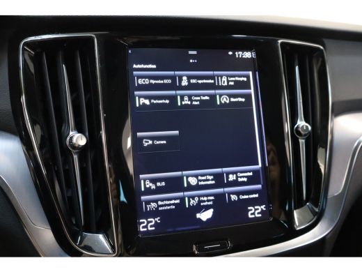 Volvo  V60 B3 163PK Momentum Advantage | Adap Cruise | Blis | Camera | Park Assist | Carplay&Android auto ActivLease financial lease