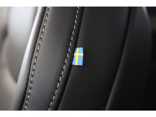 Volvo  XC90 T8 455PK Ultra Bright | Luchtvering | Trekhaak | Getint Glas | 360 | B&W Audio ActivLease financial lease