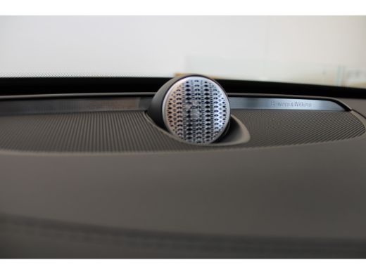 Volvo  XC90 T8 455PK Ultra Bright | Luchtvering | Trekhaak | Getint Glas | 360 | B&W Audio ActivLease financial lease