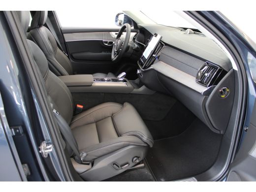Volvo  XC90 T8 455PK Ultra Bright | Luchtvering | Trekhaak | Getint Glas | 360 | B&W Audio ActivLease financial lease