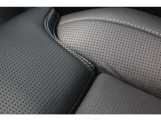 Volvo  XC90 T8 455PK Ultra Dark | 360 | B&W Audio | Trekhaak | Gelam Glas | Luchtvering ActivLease financial lease