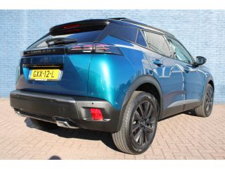 Peugeot 2008 1.2 Hybrid 136 GT | Automaat | Navigatie | Camera | Panorama/schuifdak | Mild Hybrid | Nieuw model |