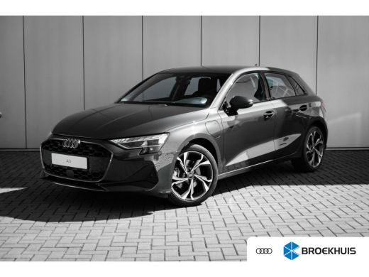 Audi A3 Sportback Advanced edition, A3 (2025) 204PK | Camera Achter |  Stoelverw. voor | Full LED Koplamp... Audi A3 Sportback Advanced edition, A3 (2025) 204PK | Camera Achter |  Stoelverw. voor | Full LED Koplamp...