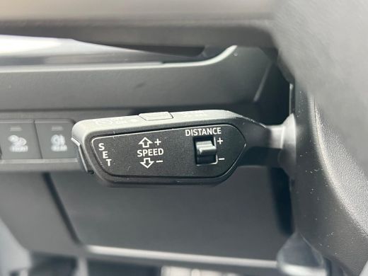 Audi Q4 e-tron 45 quattro S Edition Competition 82 kWh ActivLease financial lease