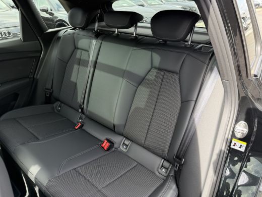 Audi Q4 e-tron 45 quattro S Edition Competition 82 kWh ActivLease financial lease