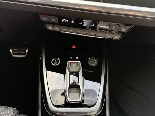 Audi Q4 e-tron 45 quattro S Edition Competition 82 kWh ActivLease financial lease