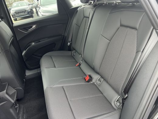 Audi Q4 e-tron 45 quattro S Edition Competition 82 kWh ActivLease financial lease