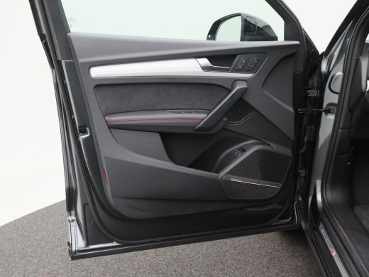 Audi Q5 55 TFSi e 367 Pk quattro S-Line Competition | Trekhaak | B&O Audio | Full LED | Panoramadak | Car... ActivLease financial lease