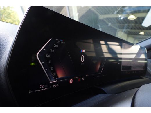 BMW 1 Serie 120 M Sport Automaat / Sportstoelen / Achteruitrijcamera / M Adaptief onderstel / Comfort Access ... ActivLease financial lease