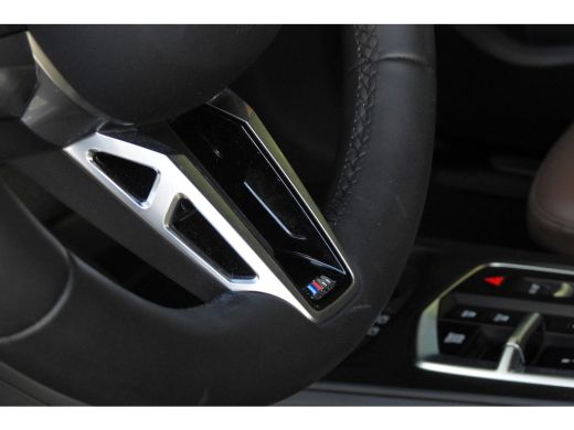 BMW 1 Serie 120 M Sport Automaat / Sportstoelen / Achteruitrijcamera / M Adaptief onderstel / Comfort Access ... ActivLease financial lease