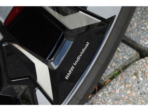 BMW i5 M60 xDrive M Sport / Panoramadak / Adaptief onderstel / Stoelventilatie / Parking Assistant Profe... ActivLease financial lease