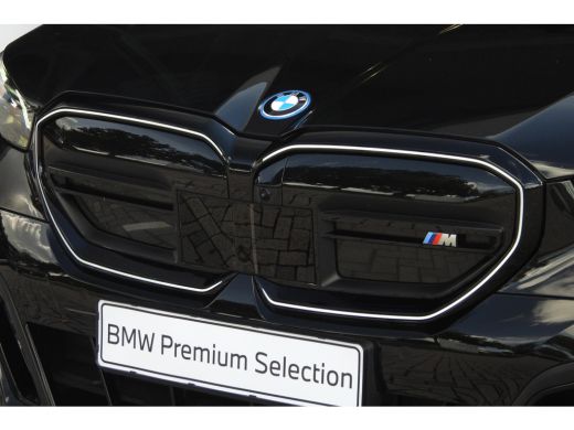 BMW i5 M60 xDrive M Sport / Panoramadak / Adaptief onderstel / Stoelventilatie / Parking Assistant Profe... ActivLease financial lease