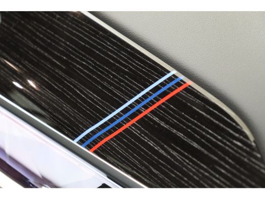 BMW i7 eDrive50 M Sport / Panoramadak / Massagefunctie / Stoelventilatie / Parking Assistant Professiona... ActivLease financial lease