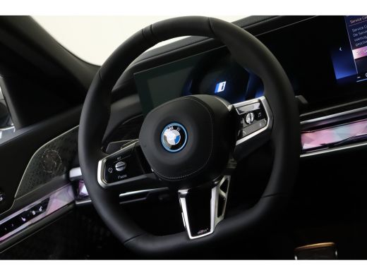 BMW i7 eDrive50 M Sport / Panoramadak / Massagefunctie / Stoelventilatie / Parking Assistant Professiona... ActivLease financial lease
